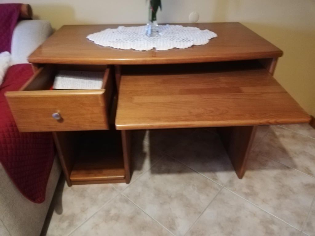 Secretaria de pinho maciço