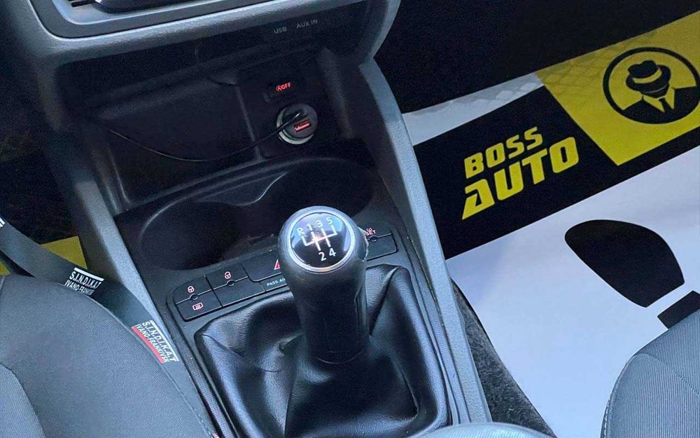 Seat Ibiza 2011 року