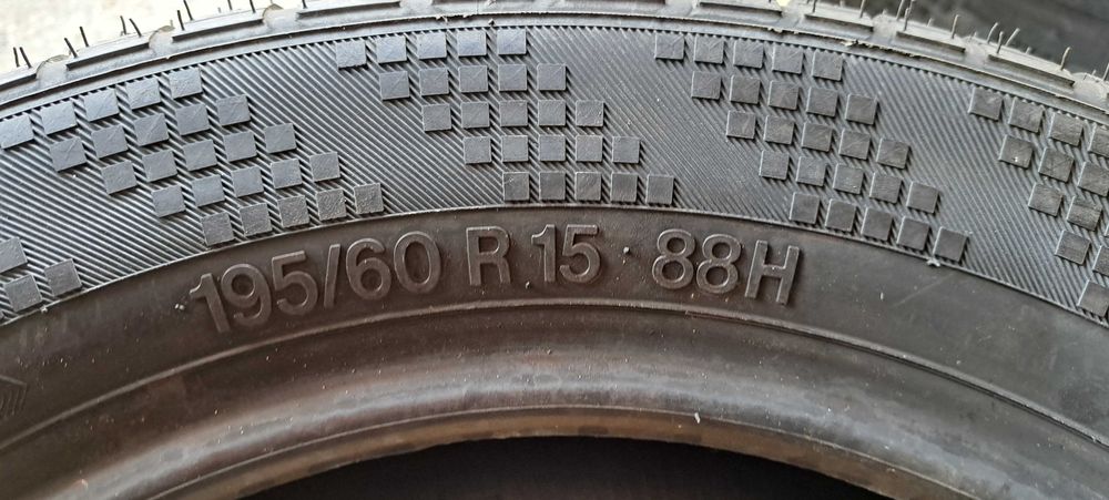 Opony letnie Vredestein 195/60R15 NOWE