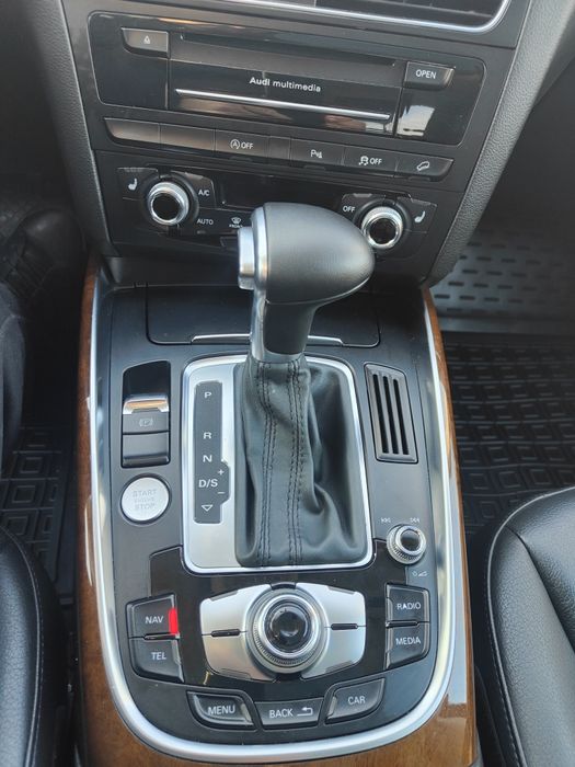 Audi Q5 обмін на нерухомість