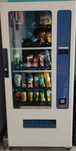 Máquina Vending Snacks e Bebidas