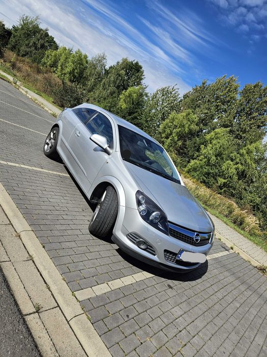 Opel Astra H GTC 1.6 benzyna