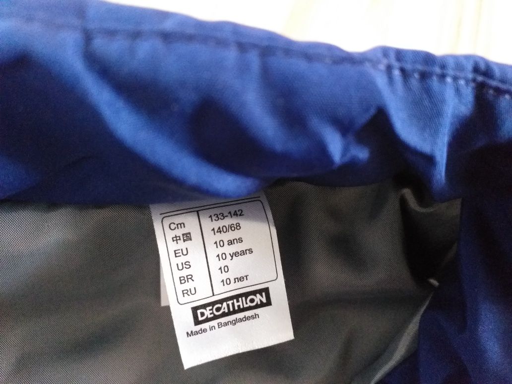 Kurtka dziewczęca Decathlon Quechua 134/140 nowa