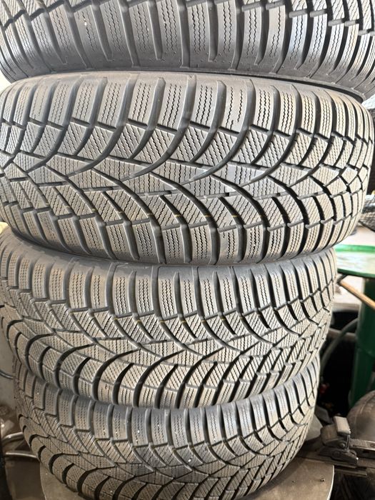 Opony zimowe 215/55 r17