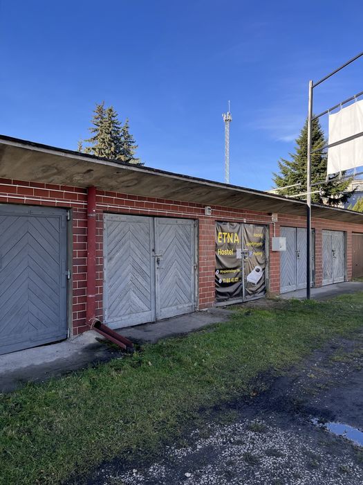 Garaż murowany ok 18 m