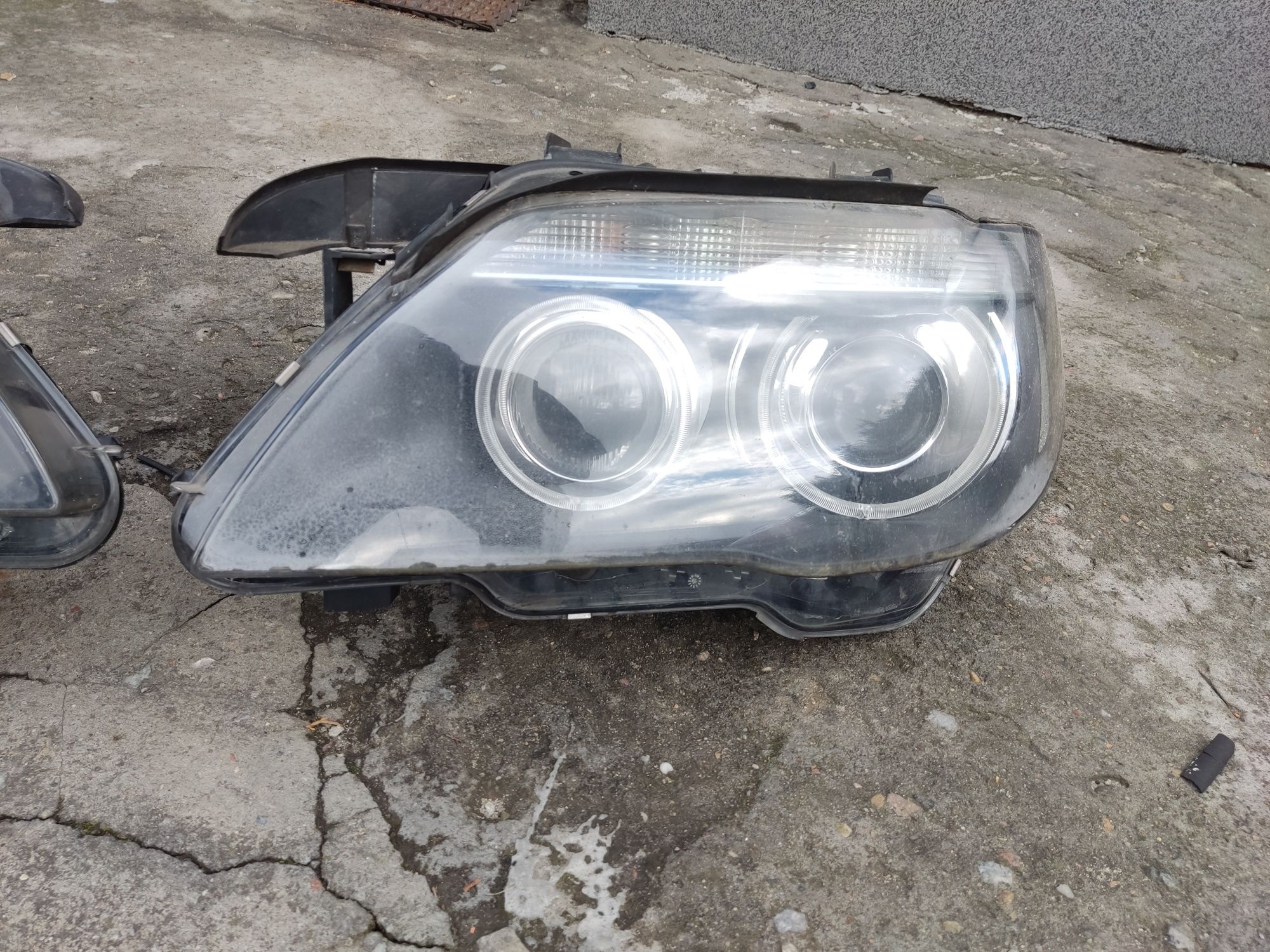 Lampy przód BMW E65 E66 Lift LCI Xenon