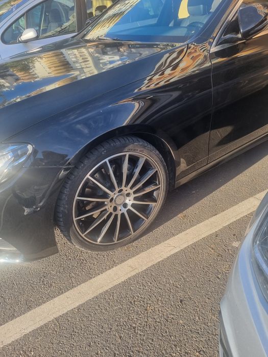 Mercedes benz E200 amg line