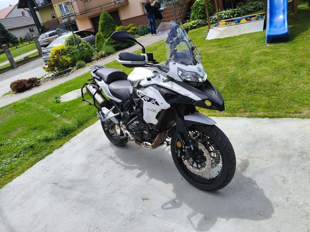 Benelli TRK 502X kat. A2