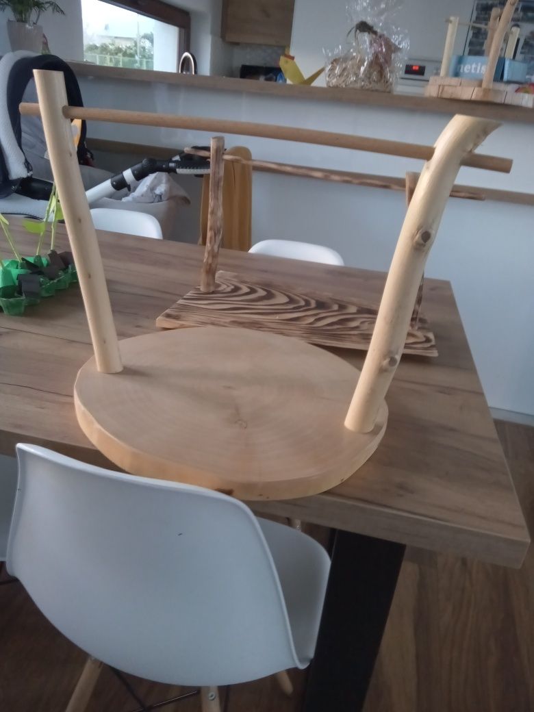 Stojak drewniany na wędliny, mięsa, sery imprezy