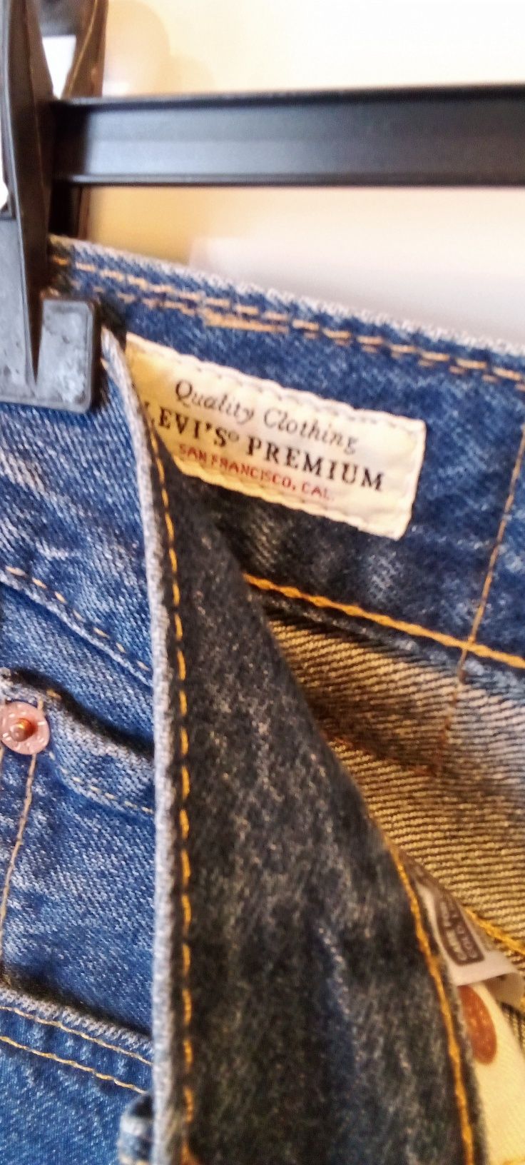 Calções de ganga, Levi's 501, tamanho 27