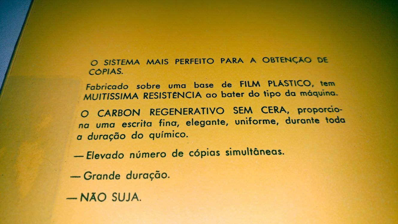 Papel Químico Kores preto  3 embalagens de 100 quimicos