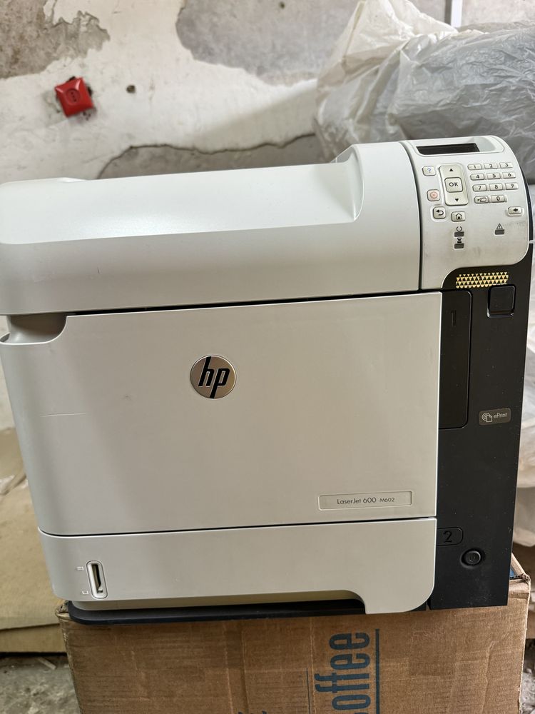 Принтер HP LaserJet 600 m602
