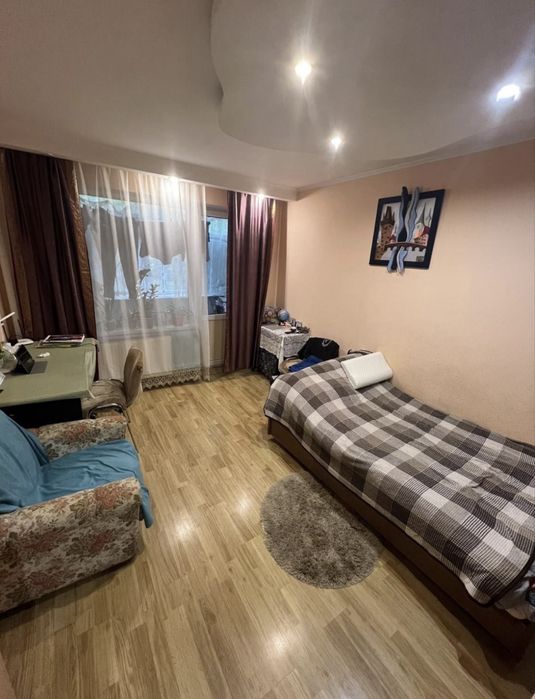 Продам 2 кімнатну квартиру.Пацаєва