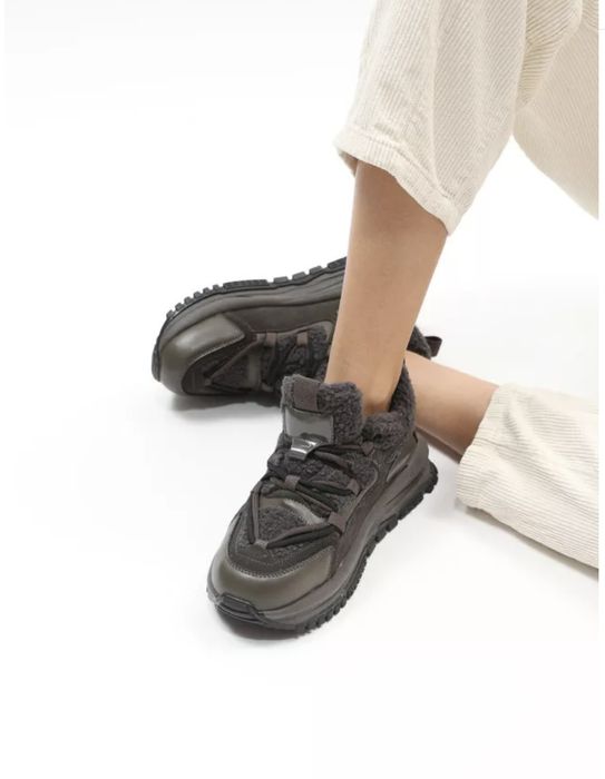 Шкіряні зимові кросівки жіночі