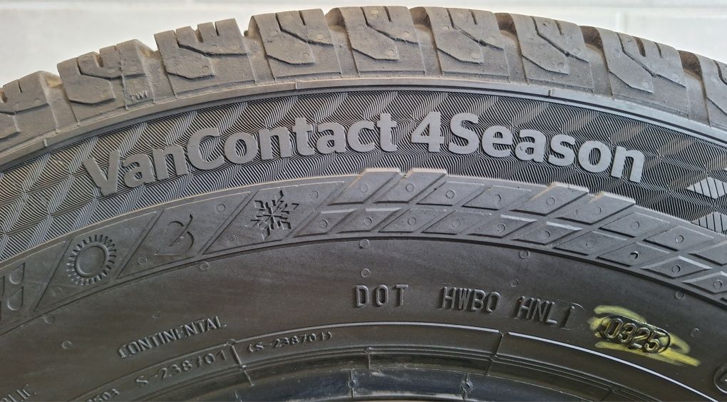 Opona Całoroczna Continental VanContact4Season 235/65R16C Pojedyńcza