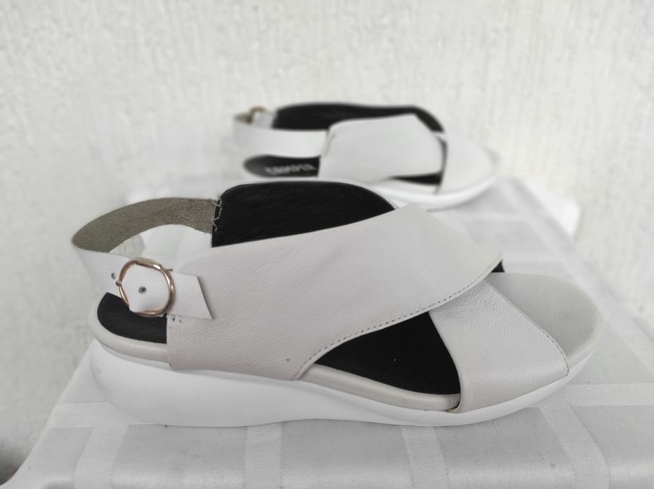 Босоножки кожанние Camper р.37,