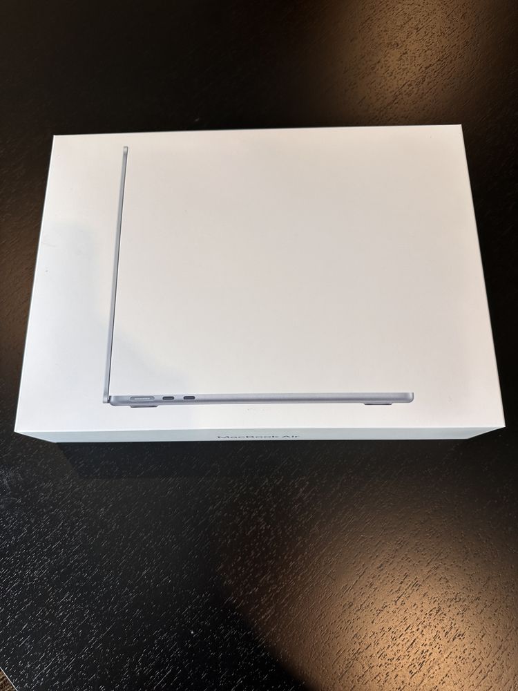 Macbook Air M4 2025