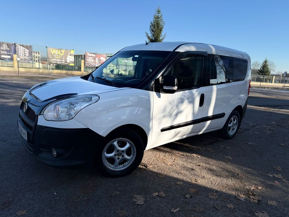 fiat doblo 2010рік