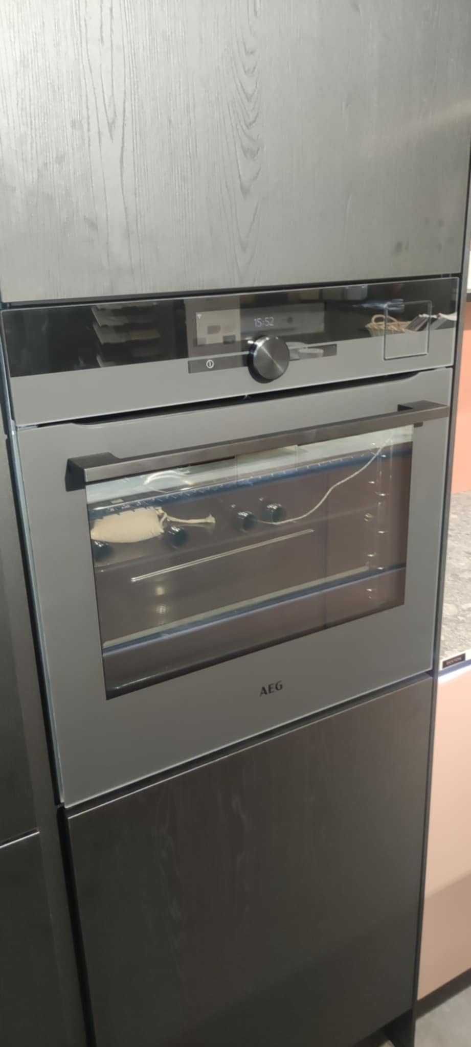Piekarnik AEG BSK999330T