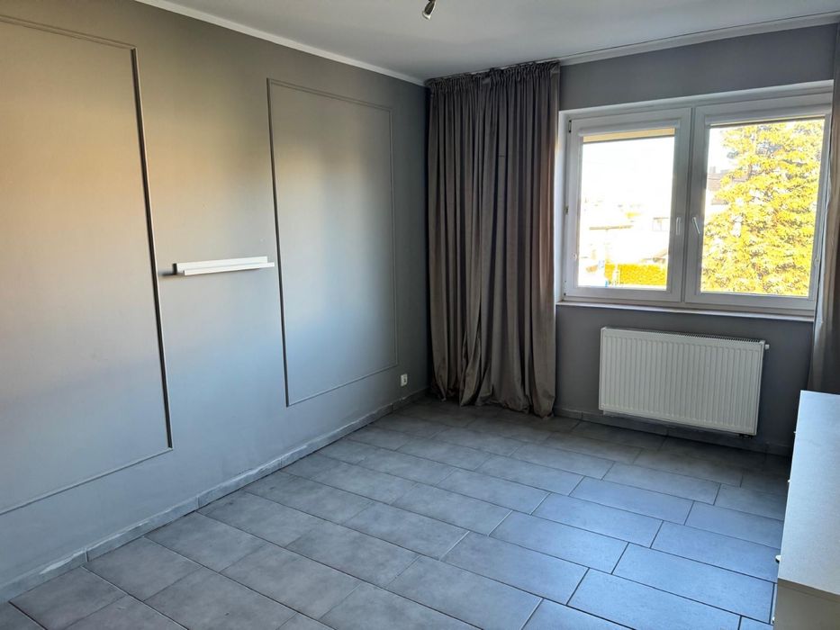 Lokal usługowo-biurowy 17 m2 pierwsze piętro Reda, ul. Gdańska 35