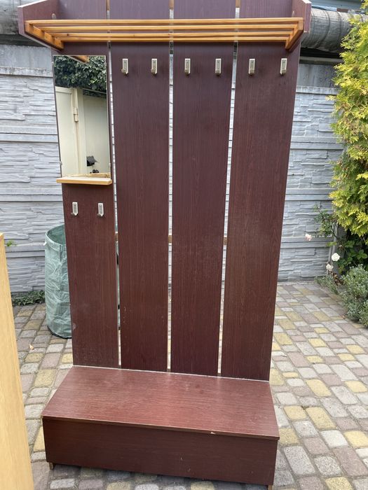 Вішалка для вітальні виробництва Зах. Україна.