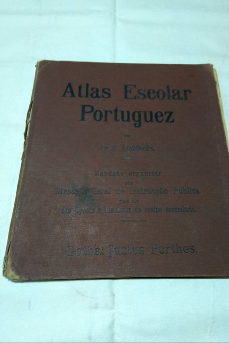 Atlas Escolar Portuguez