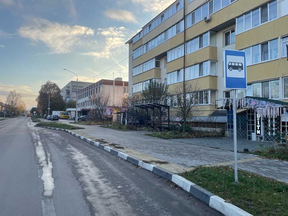 Оренда комерція магазин офіс склад аптека приміщення  105 кв м