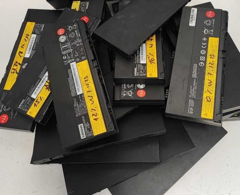 Батарея АКБ Lenovo ThinkPad P50 P51 P52 77+ 01AV496 11.4V 90Wh