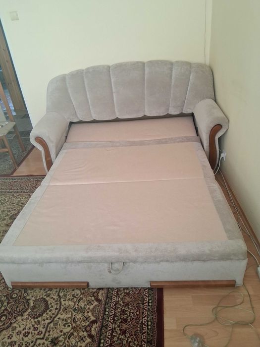 Sofa dwuosobowa rozkładana do spania