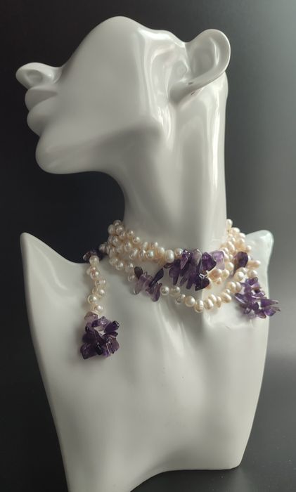 Бусы из жемчуга.