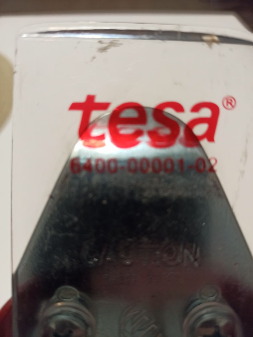 Sprzedam dyspenser  ręczny do taśm pakowych TESA 06400