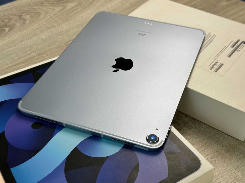 Планшет Apple iPad Air 4 10.9 64GB Wi-Fi+LTE 4G Sky Blue A2324 ІДЕАЛ