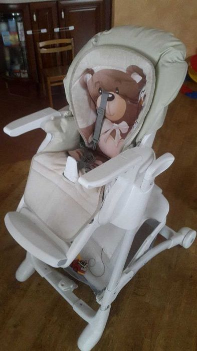 Стільчик-крісло для годування CAM Campione, Італія