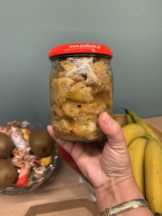 Kanie opiekane w zalewie