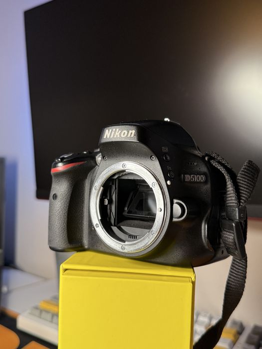 Nikon D5100+Sigma 30mm f/1.4 Japan Gold + Nikon 18-55+akcesoria