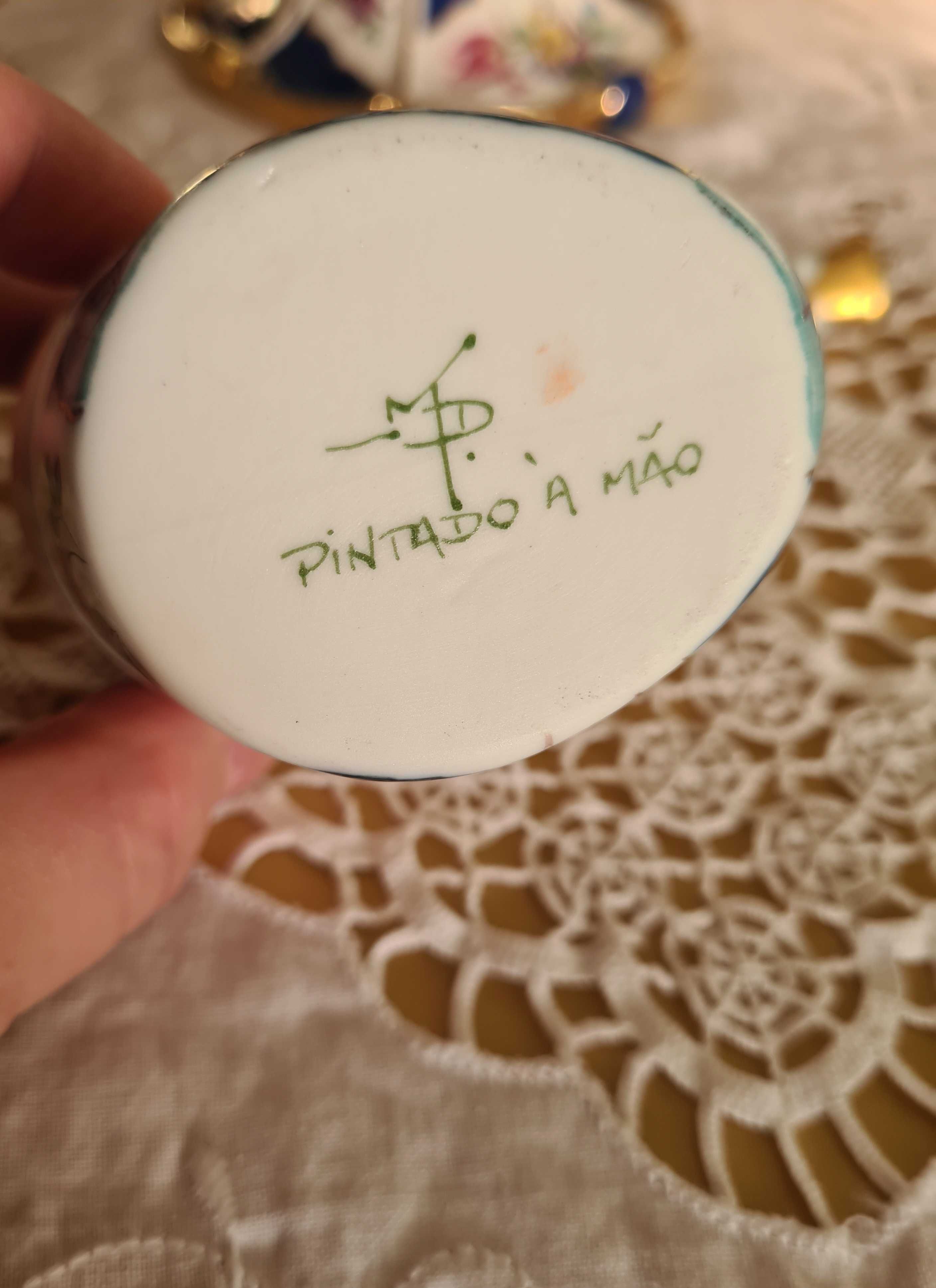 Antigo "Cachimbo" de porcelana Pintado a mão