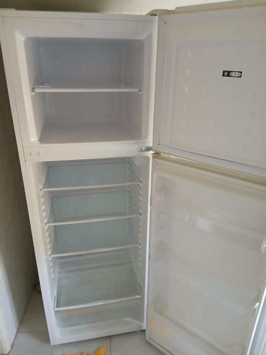 Móveis de casa e eletrodomesticos