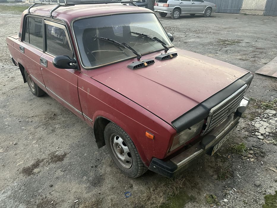 Продам добру машину