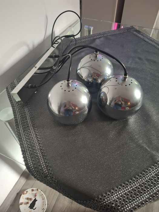 Żyrandol, trzy kule