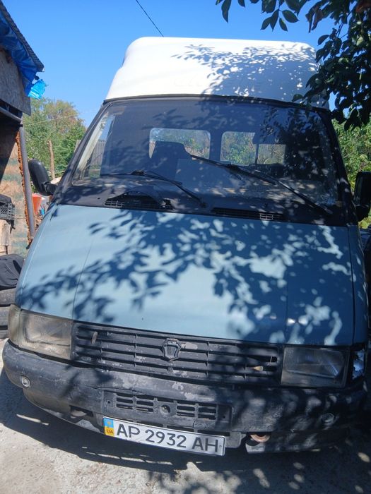 Продам газель бортовую на газу