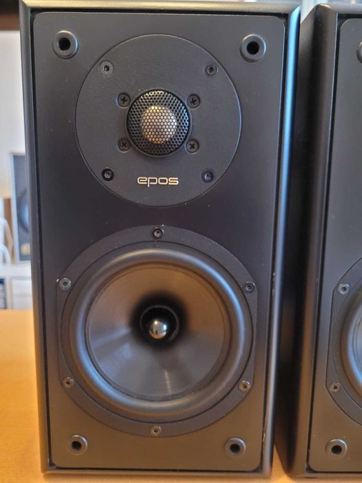 Klasyka brzmienia "BBC sound" dwudrożne monitory EPOS M5
