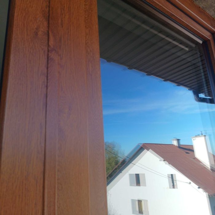 Sprzedam nowe okno złoty dąb/białe