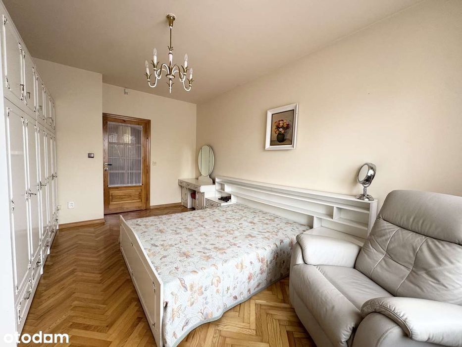 Do wynajęcia przestronne 4-pokojowe mieszkanie z tarasem-Zamość