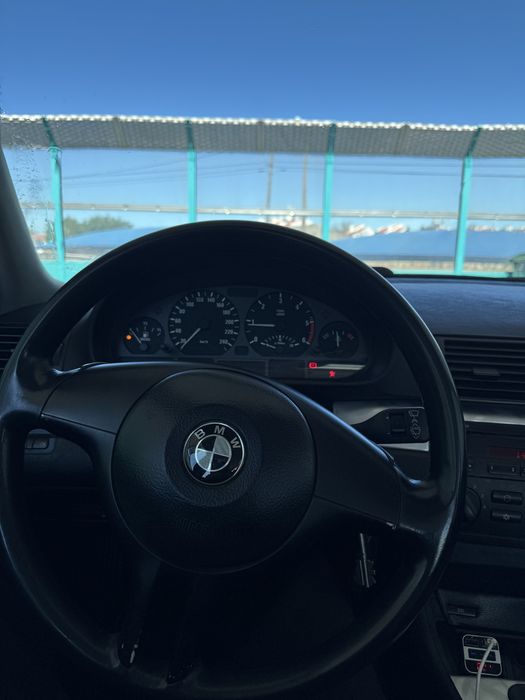 Bmw 320td compact