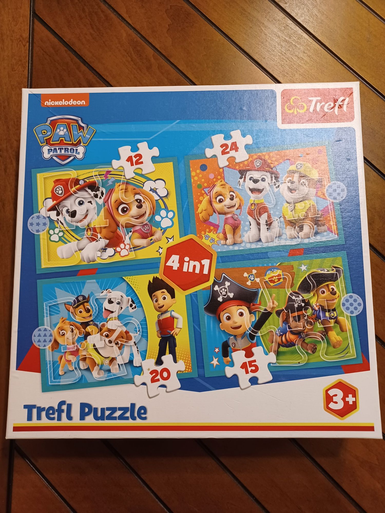 Zestaw książka i układanki trefl Psi Patrol i inne