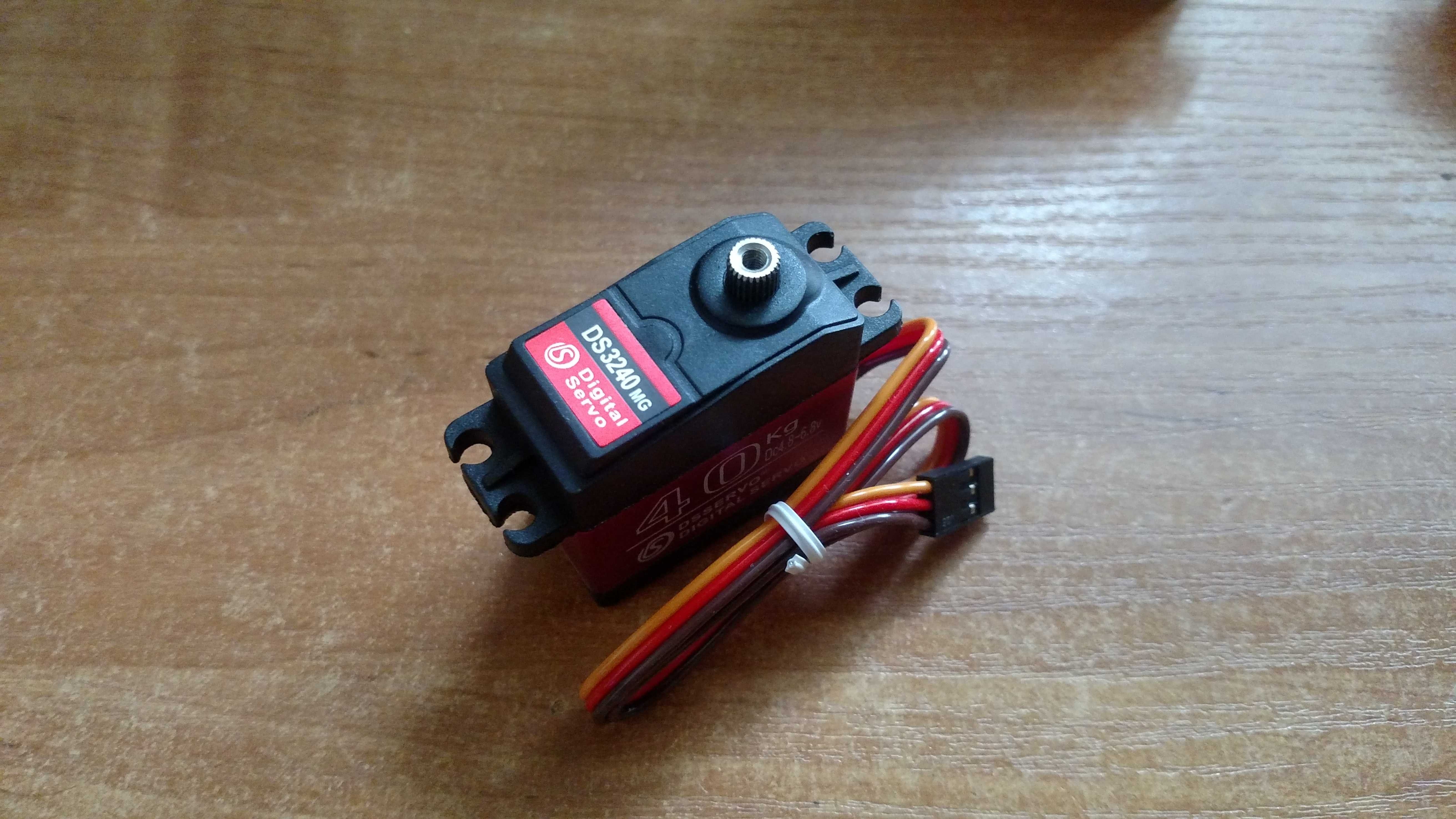 Serwo RC do model 1:8 1:10 DSServo DS3240MG 45kg Metalowe zębatki Nowe