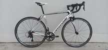 CANNONDALE SYNAPSE (KARBON), Shimano 105, Rozmiar 54/M