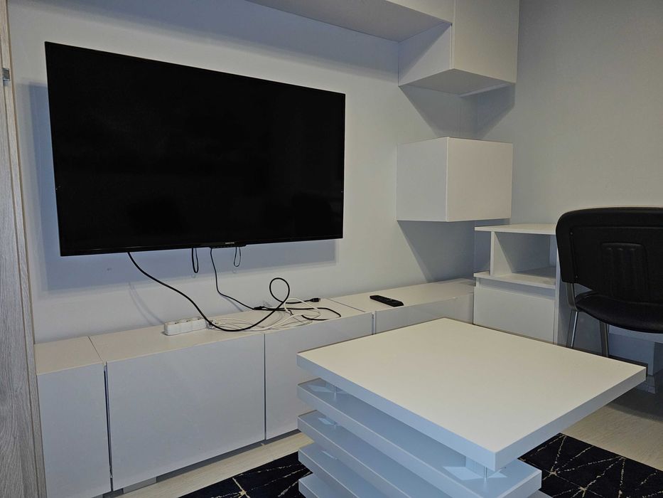 Pokój, kwatera studencka z osobistą łazienką.