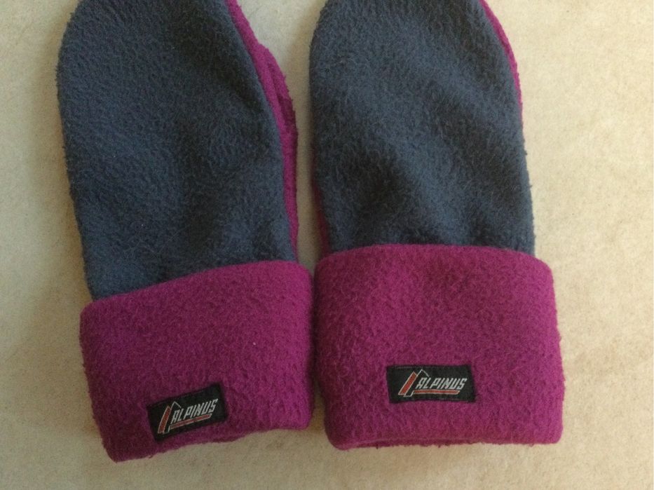 Rekawiczki z polaru firmy Alpinus