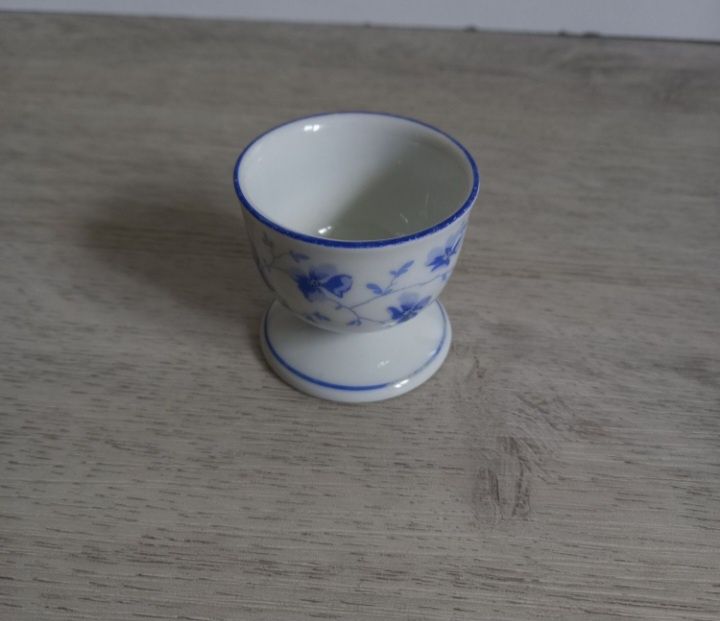 Podstawka na Jajko Porcelanowa pamiątka PRL